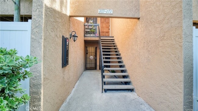 Building Photo - 1101 W MacArthur Blvd