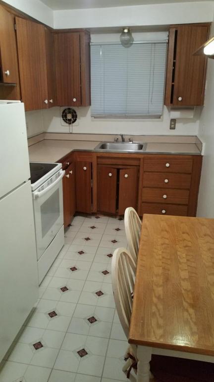Building Photo - 6849 Country Ln