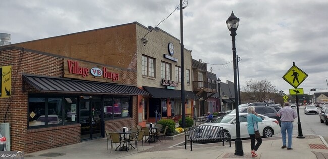 Building Photo - 2462 Lehaven Dr