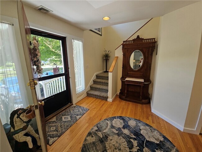 Building Photo - 15 Hammersmith Rd