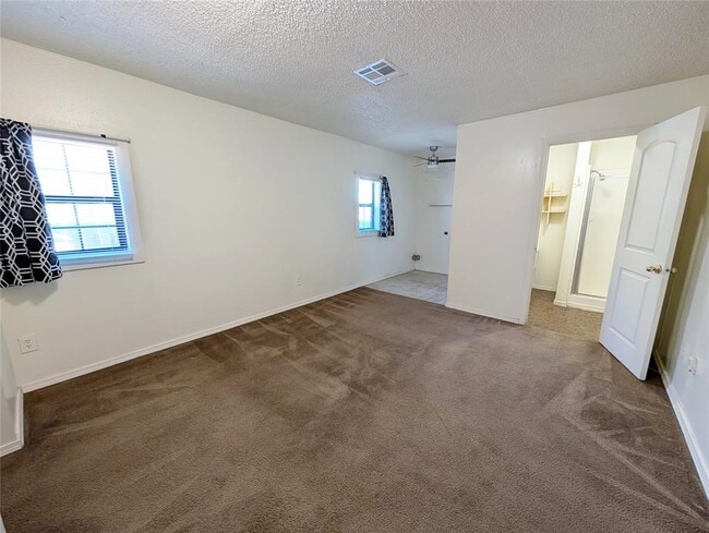 Building Photo - 414 NW 97th St