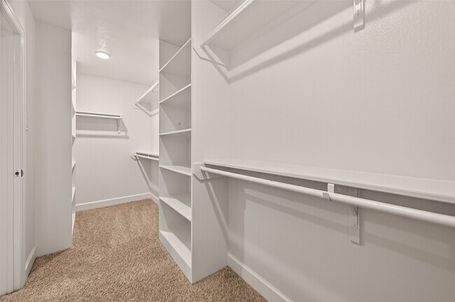 Building Photo - 4413 Schuler St