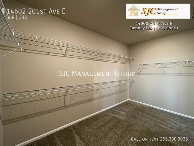 Building Photo - 14602 201st Ave E