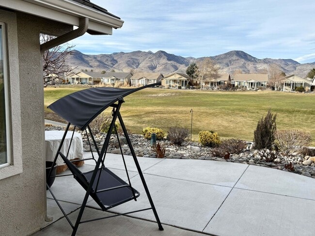 Building Photo - Beautiful Golf Course Home for Rent – Dayton, NV
