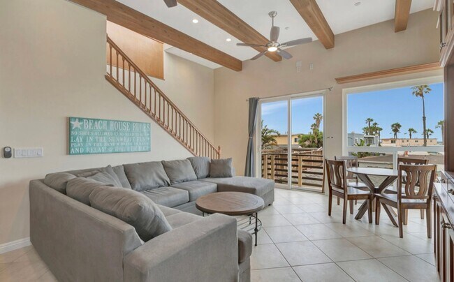 Building Photo - Furnished Stunning 3bd/ 3ba Ocean Beach de...