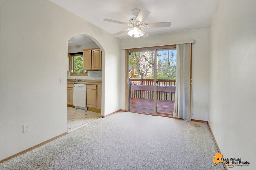 Building Photo - 6541 Bridget Cir