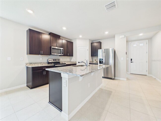 Building Photo - 38707 Finn Clover Ln