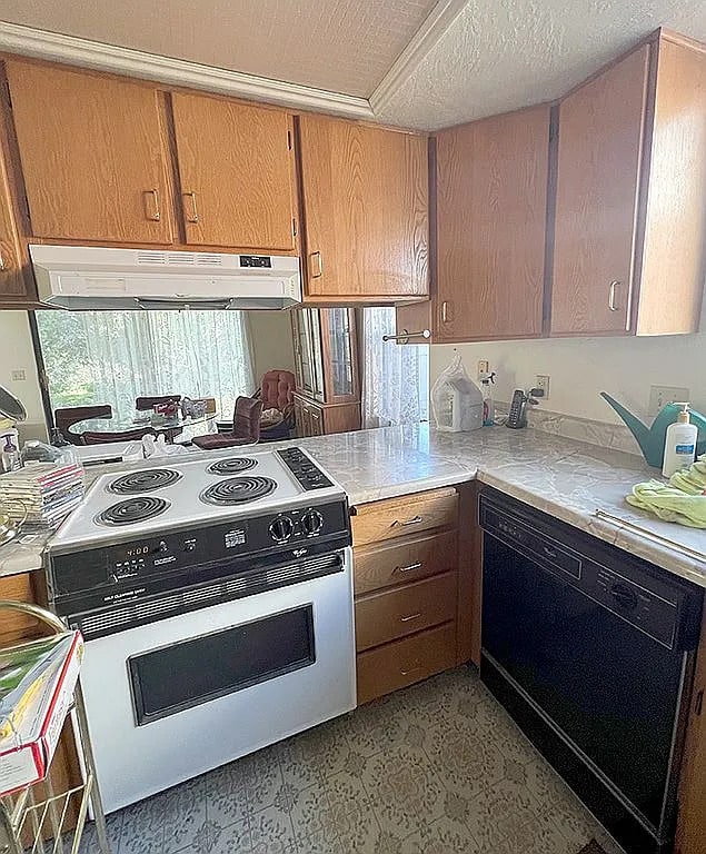 Building Photo - 1213 Charlton Ave