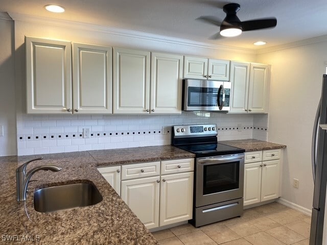 Building Photo - 632 Victoria Dr