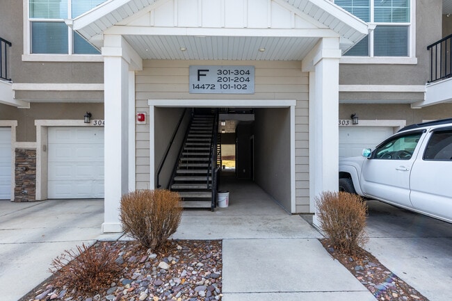 Building Photo - 14472 S Selvig Way