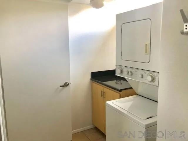 Building Photo - 101 W Market St