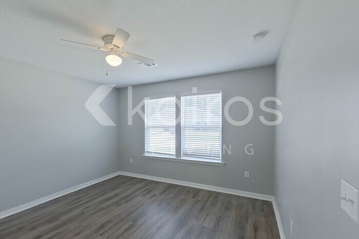 Building Photo - 124 Cottage Grove Rd