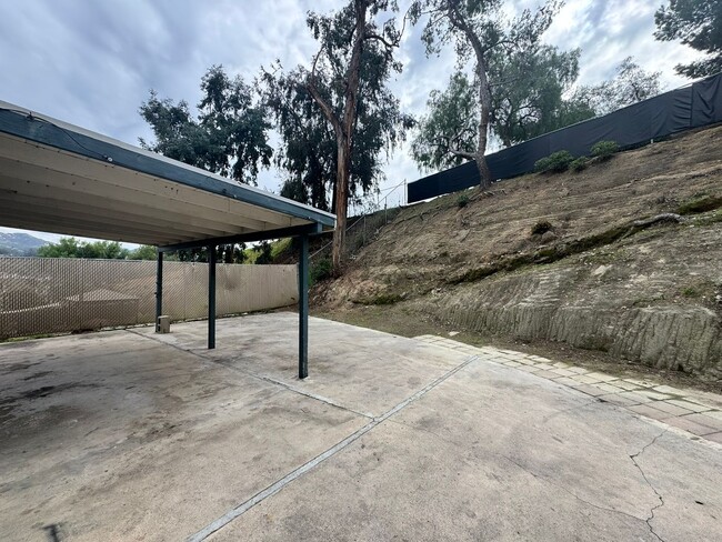 Building Photo - 3BR/2BA Home AVAILABLE NOW For Rent in El Cajon!