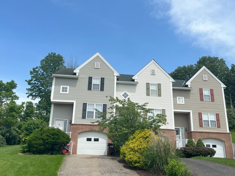 Sunny Day - 44 Westfield Pl