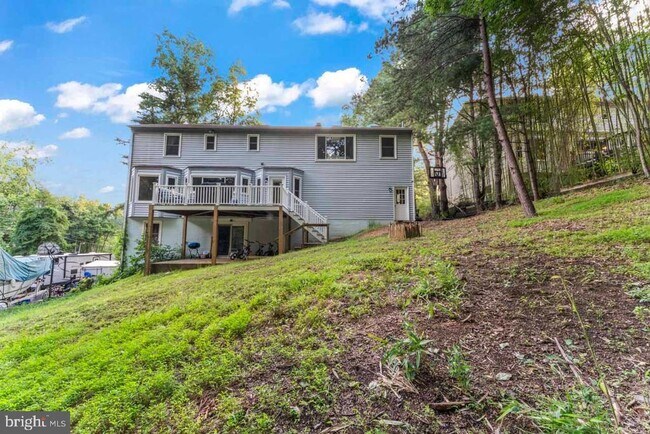 Building Photo - 2320 Harpoon Dr