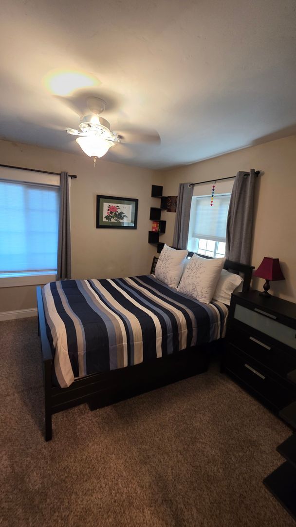 Building Photo - SHORT OR LONG TERM FURNISHED East Sac home with POOL