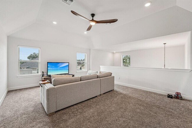 Building Photo - 535 Trout River Rd