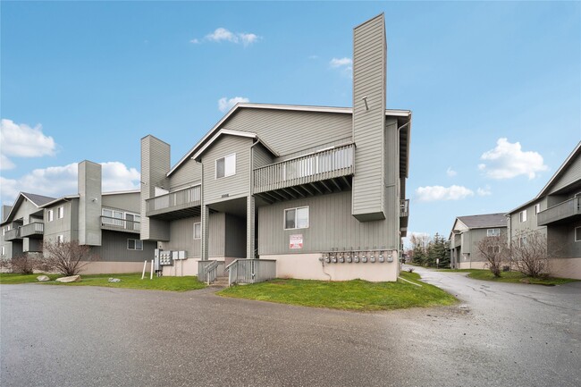 Building Photo - 9905 William Jones Cir