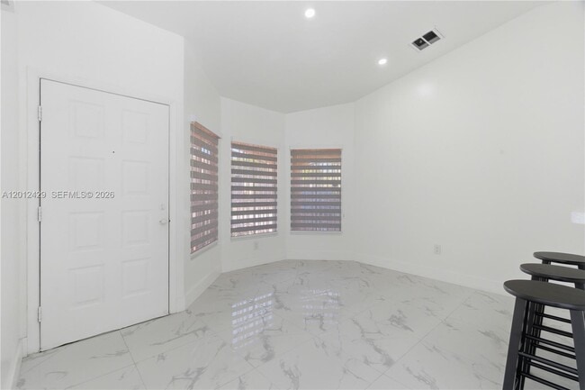 Building Photo - 164 NW 85th Ct
