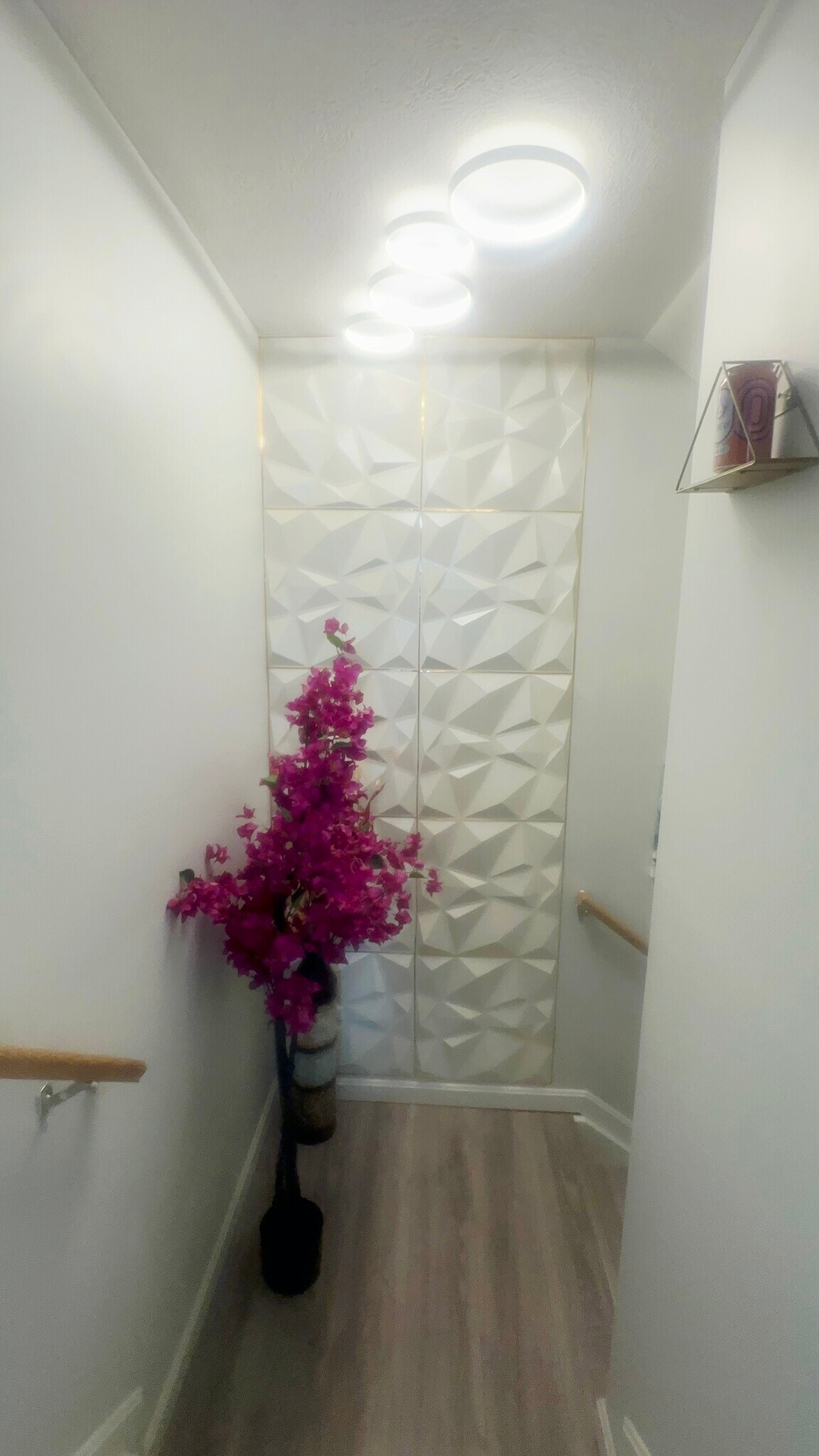 Building Photo - 6885 Charlestown Ln