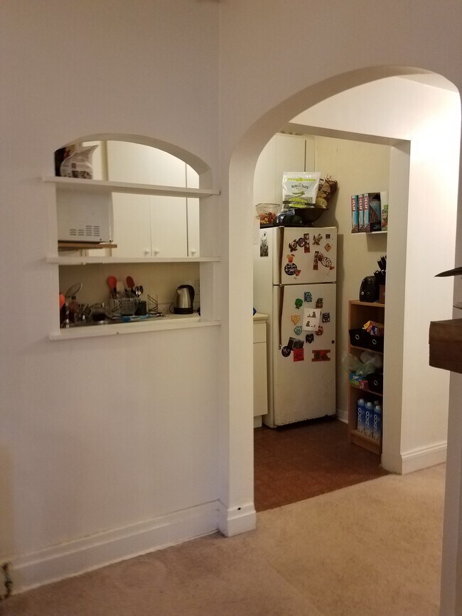 Building Photo - 5740 Elmer St