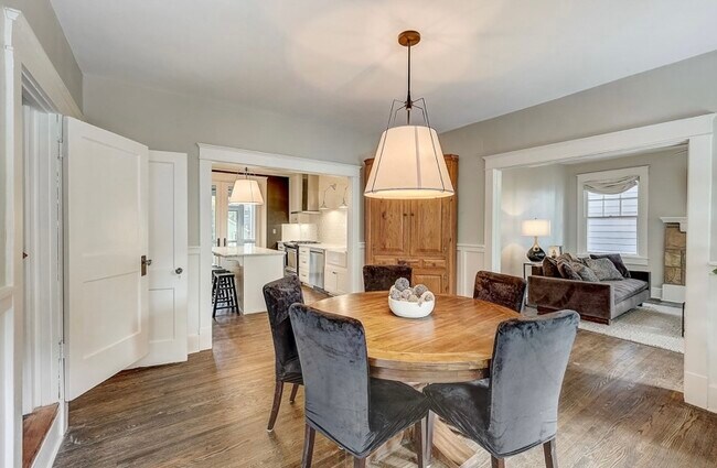 Building Photo - 3802 Central Ave