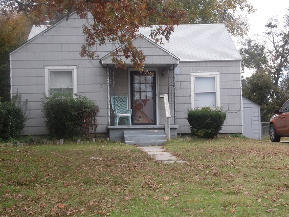 Building Photo - 3703 N Mueller Ave