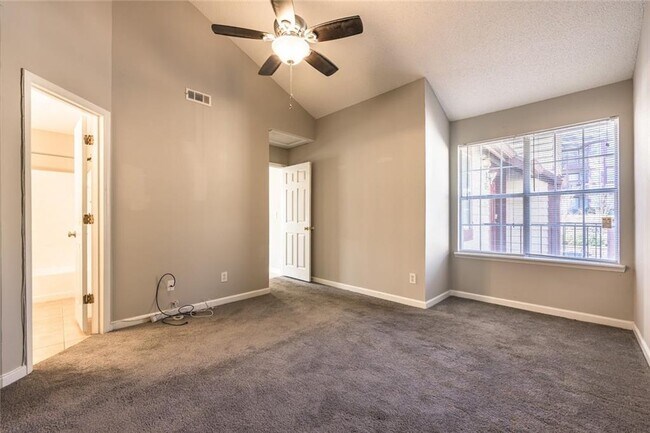 Building Photo - 1107 Sandy Ln Dr