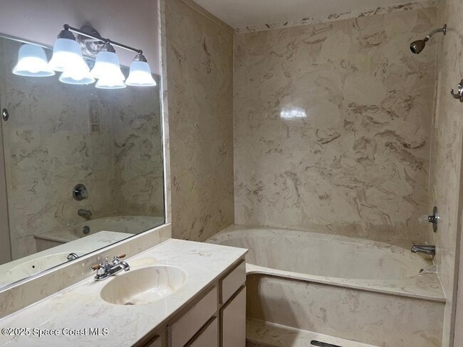 Building Photo - 1132 Breezy Way