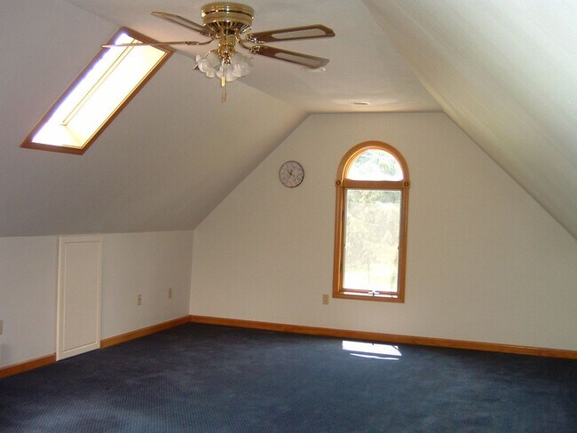 Building Photo - 4666 Troop K Rd