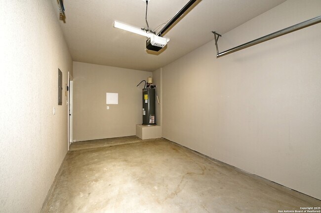Building Photo - 11318 Clearmine St