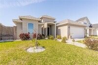 Building Photo - 2601 Tulipan Ave