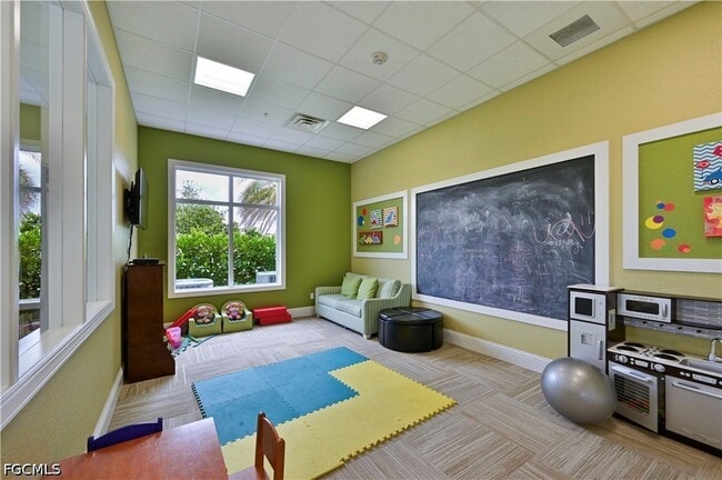 Building Photo - 3899 Eldon St