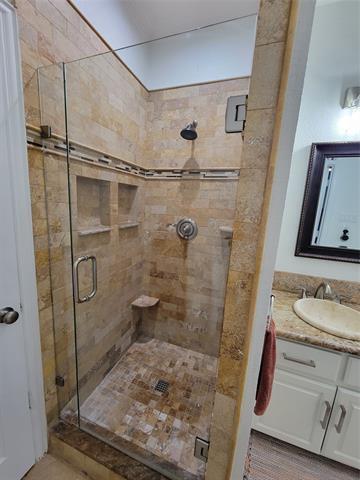 Building Photo - 4263 Towne Lake Ct