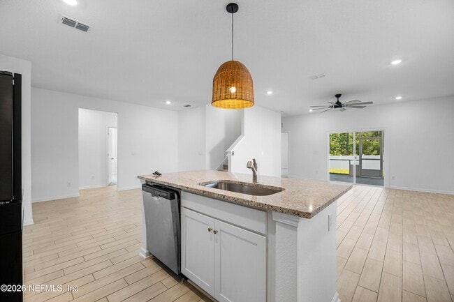Building Photo - 3239 Golden Eye Dr