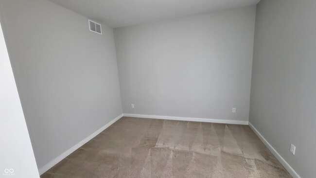 Building Photo - 515 N Oxford St