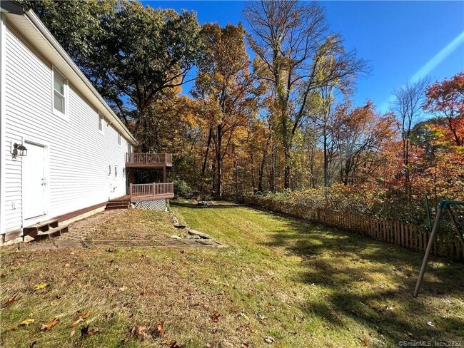 Building Photo - 8 Wildwood Rd