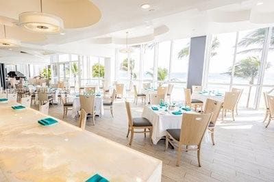 Building Photo - 16400 Collins Ave