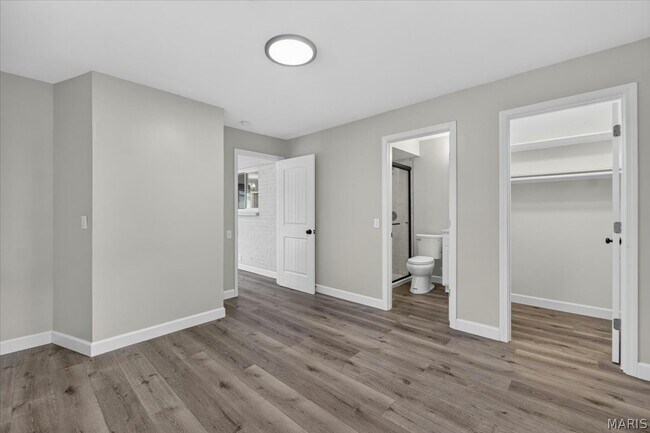 Building Photo - 328 Danworth Ct