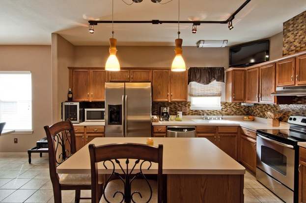 Building Photo - 10218 Berry Hill Ln