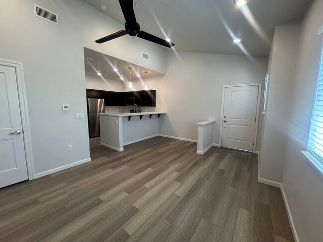Building Photo - Brand New 1-Bedroom Unit for Rent – Central Reno