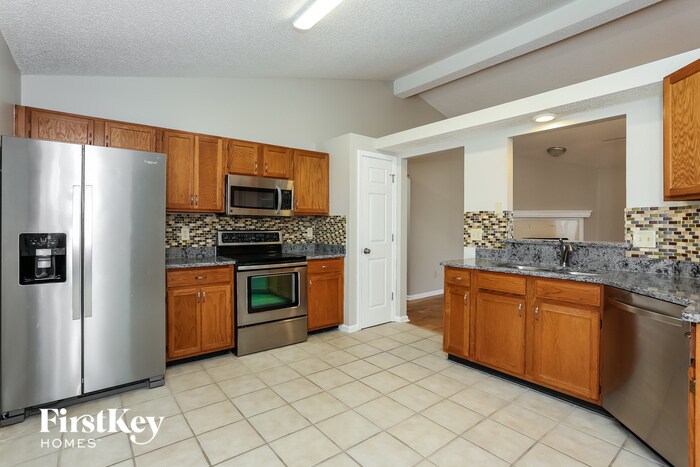 Building Photo - 8047 Queensferry Ln