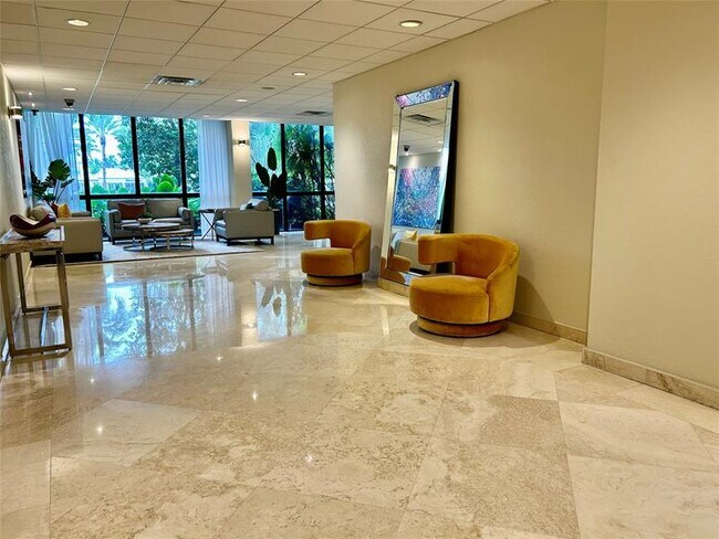 Building Photo - 4900 N Ocean Blvd