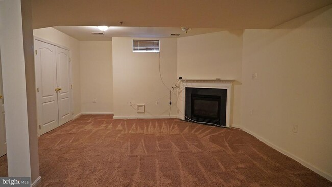 Building Photo - 15413 Gideon Gilpin St
