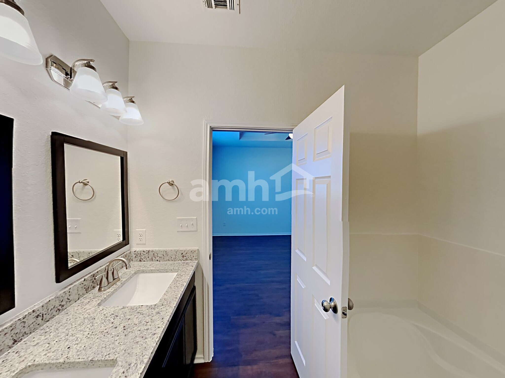 Building Photo - 150 Texas Thistle