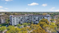 Building Photo - 1000 River Reach Dr