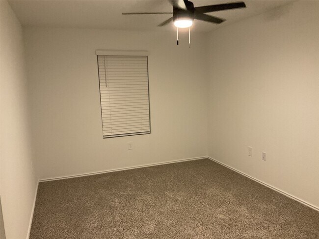 Building Photo - 6235 Scarlet Halo Ln