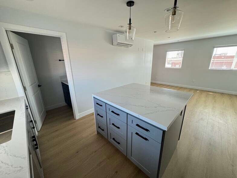 Building Photo - 18509 Burin Ave