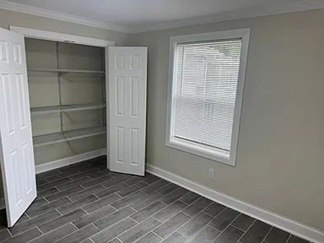Building Photo - NEWLY REBUILT ONE LEVEL LIVING SPACE
