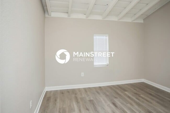Building Photo - 3 Bedroom Pet-Friendly Home in Kansas City...